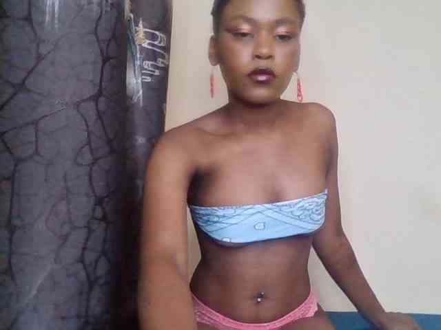 LillyGoddess webcam