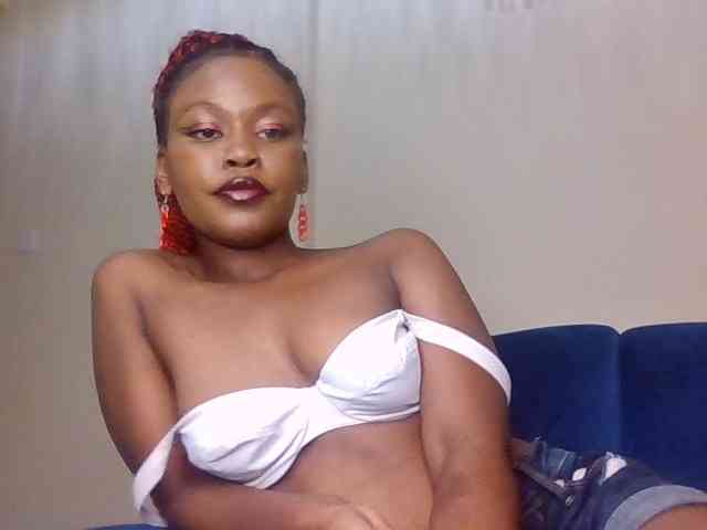 LillyGoddess webcam