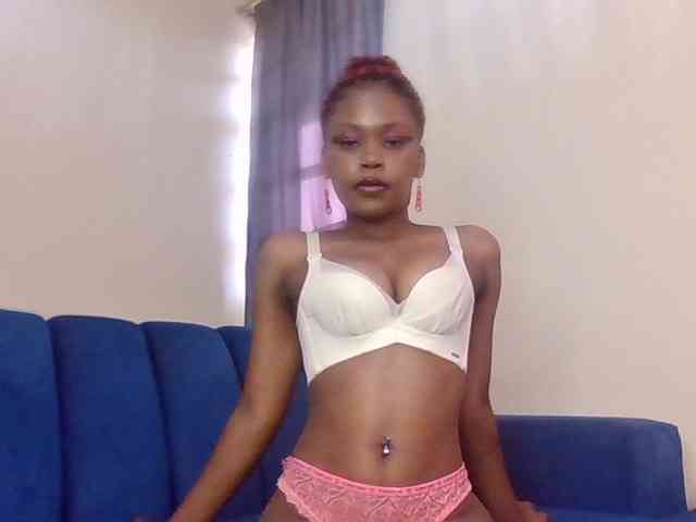 LillyGoddess webcam