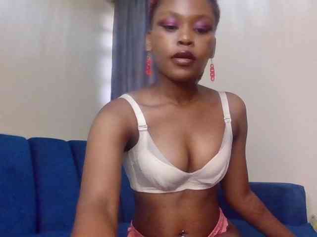 LillyGoddess webcam