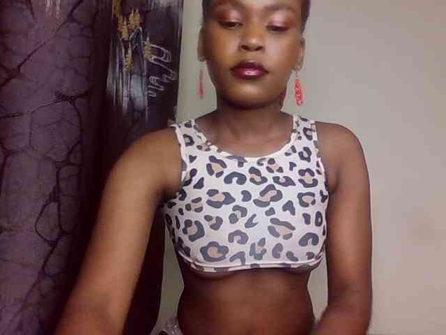 LillyGoddess webcam