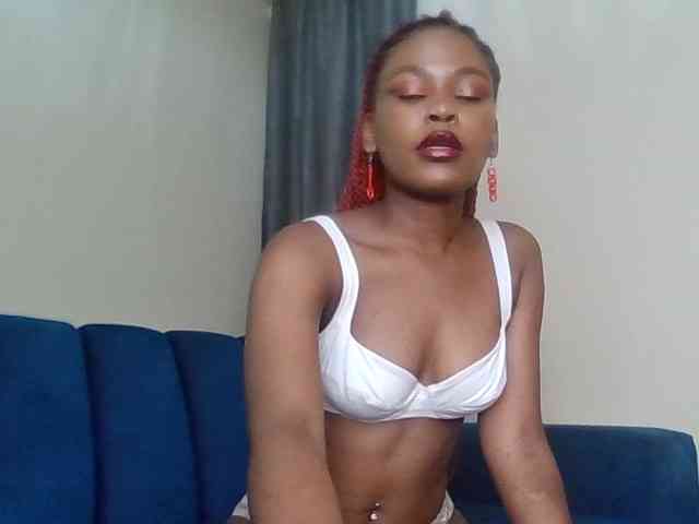 LillyGoddess webcam
