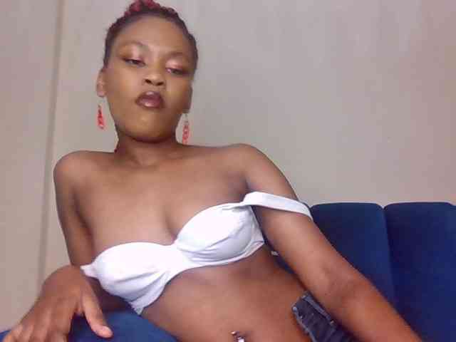 LillyGoddess webcam