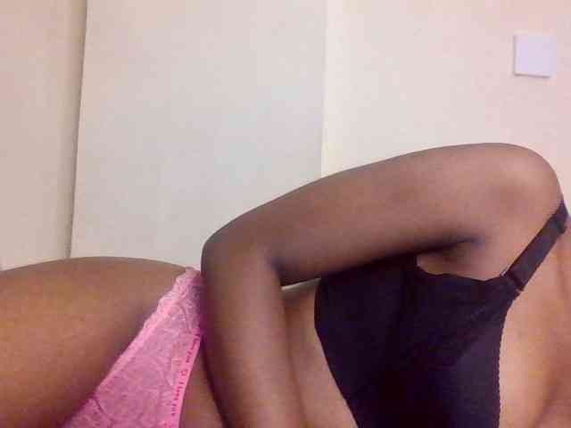 LillyGoddess webcam