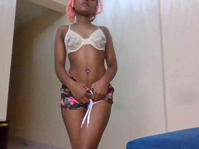 LillyGoddess webcam