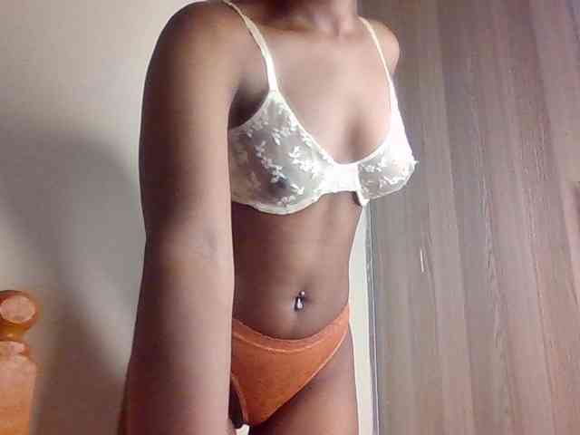 LillyGoddess webcam