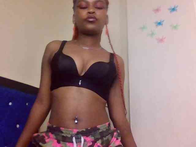 LillyGoddess webcam