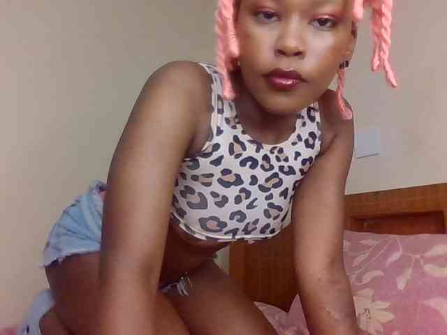 LillyGoddess webcam