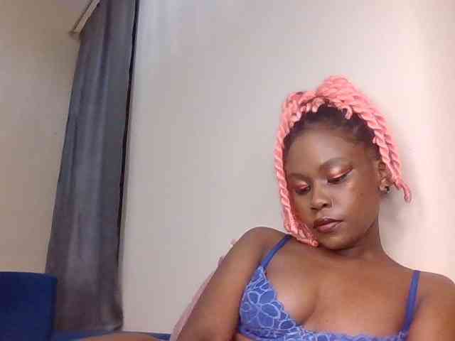 LillyGoddess webcam