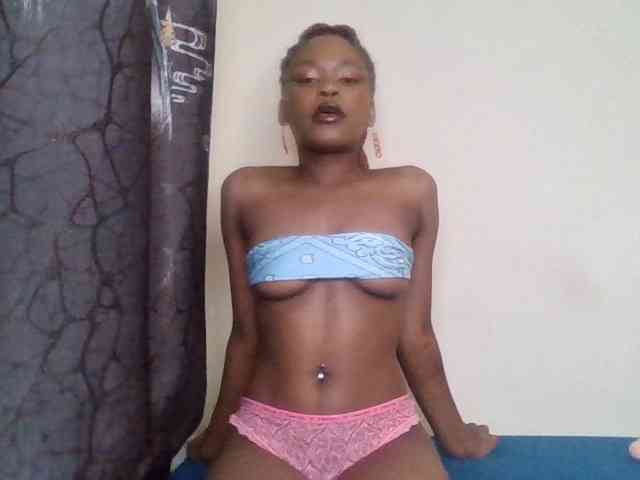 LillyGoddess webcam