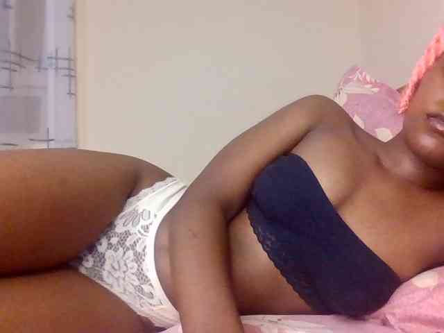 LillyGoddess webcam