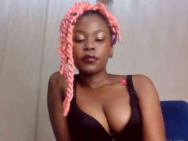 LillyGoddess webcam