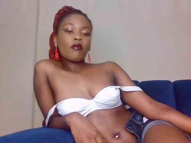 LillyGoddess webcam