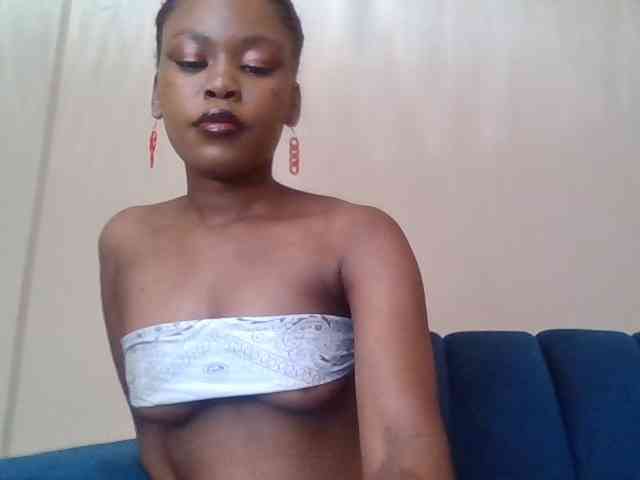 LillyGoddess webcam