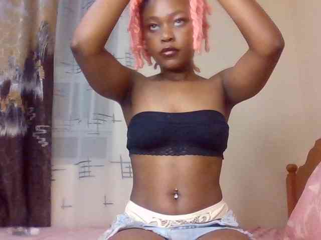 LillyGoddess webcam