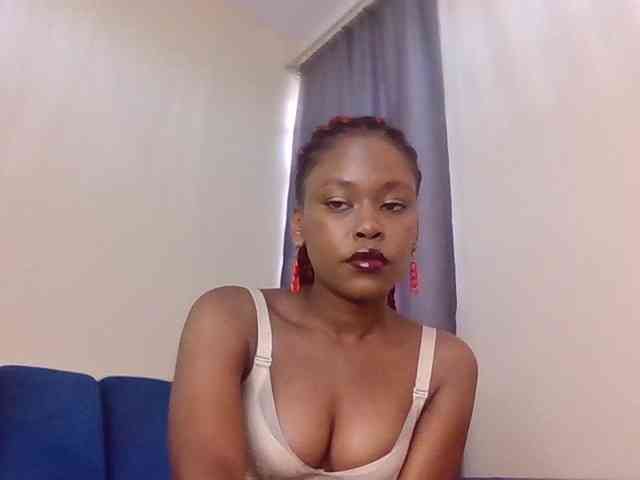 LillyGoddess webcam