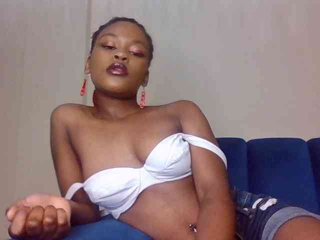 LillyGoddess webcam