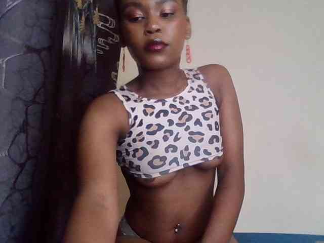 LillyGoddess webcam
