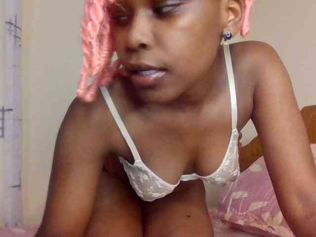 LillyGoddess webcam