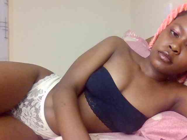 LillyGoddess webcam