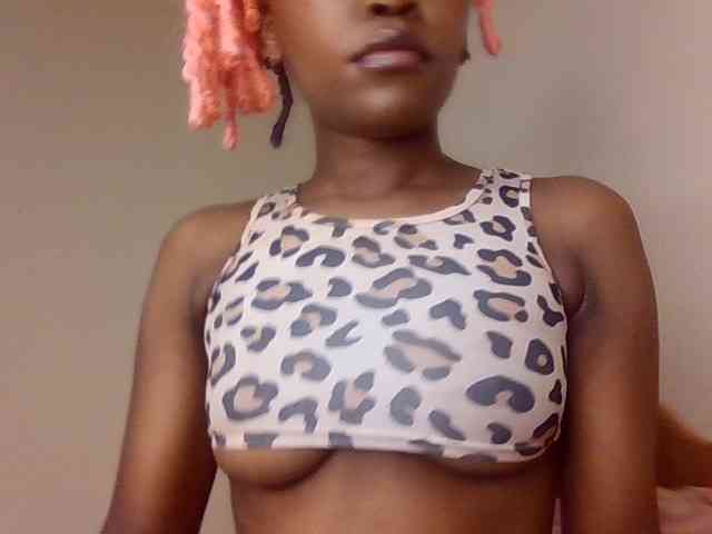 LillyGoddess webcam