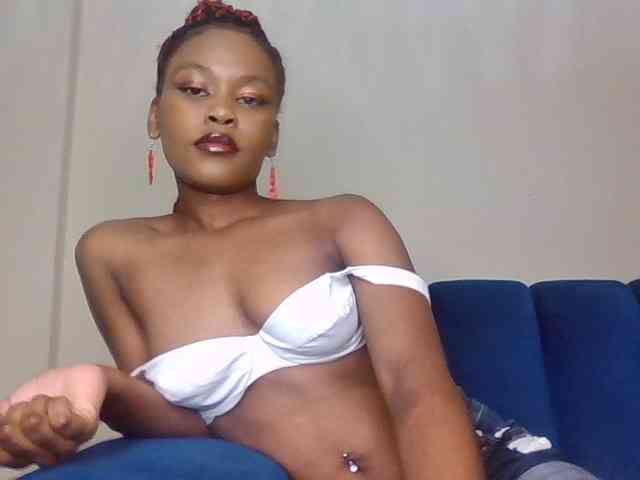 LillyGoddess webcam