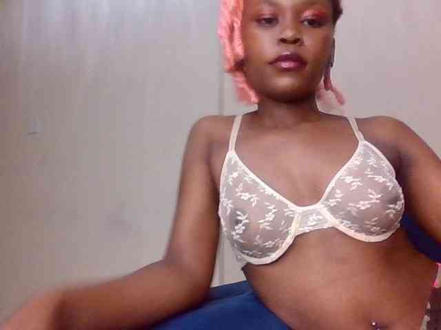LillyGoddess webcam