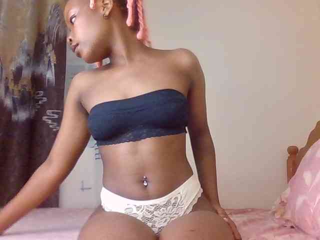 LillyGoddess webcam