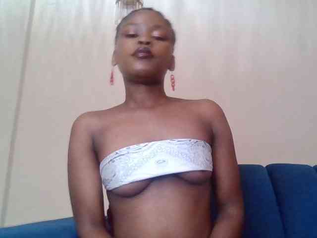 LillyGoddess webcam