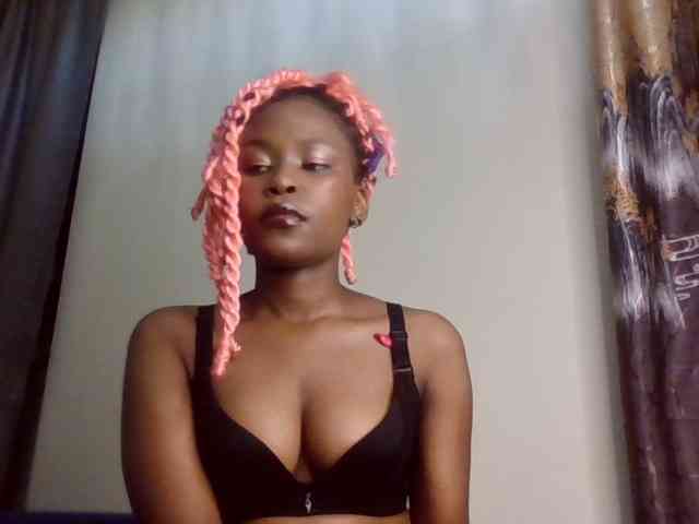 LillyGoddess webcam