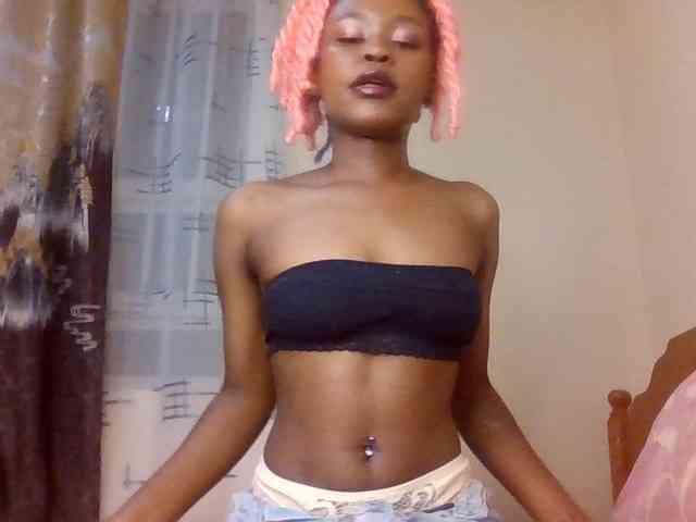 LillyGoddess webcam