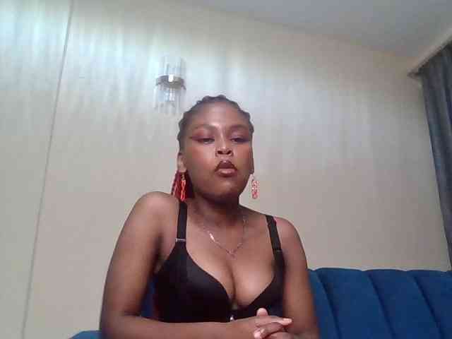 LillyGoddess webcam