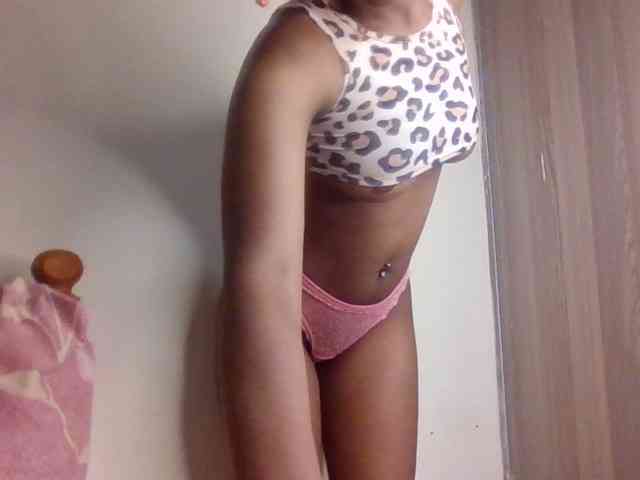 LillyGoddess webcam