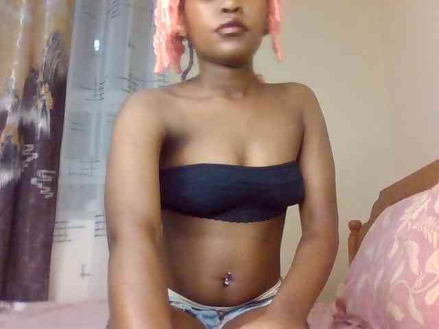 LillyGoddess webcam