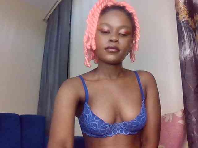 LillyGoddess webcam