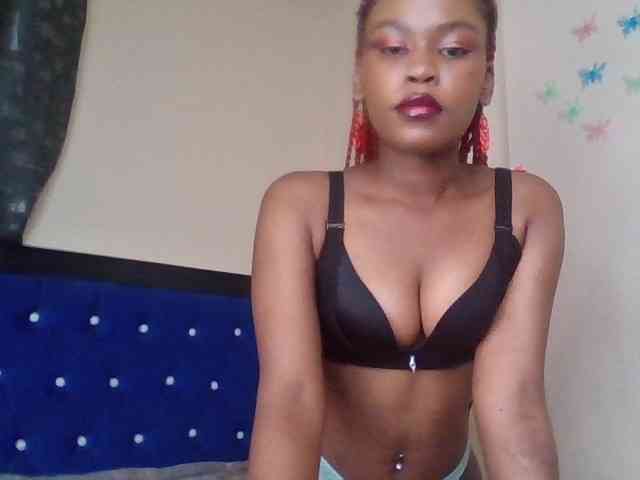 LillyGoddess webcam