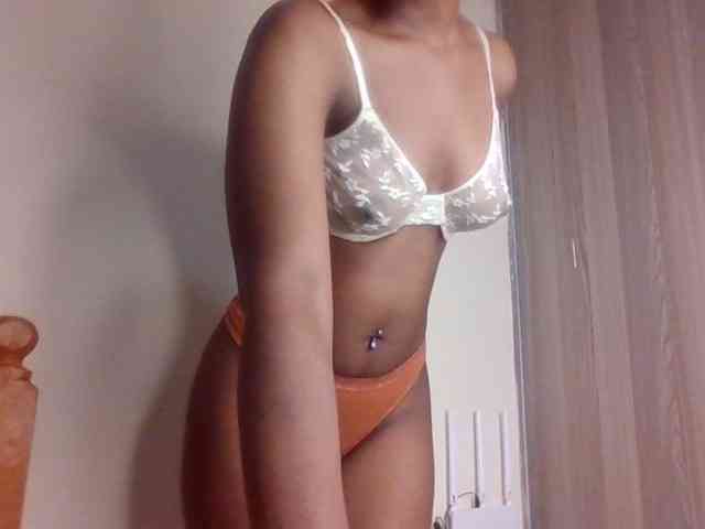 LillyGoddess webcam