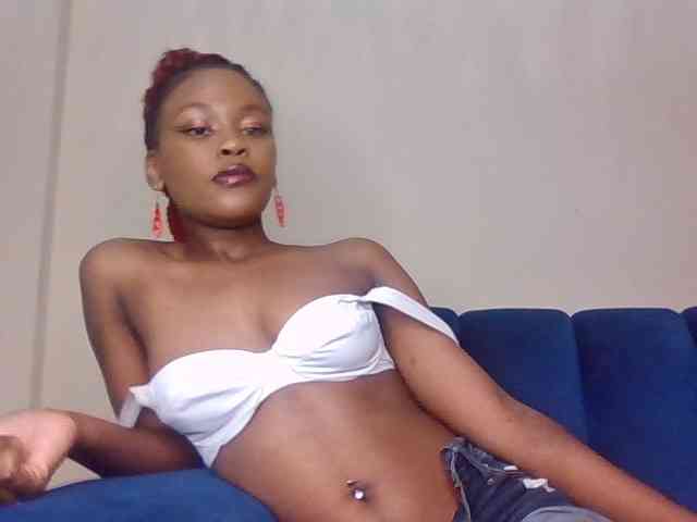 LillyGoddess webcam