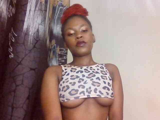 LillyGoddess webcam