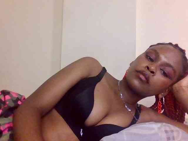 LillyGoddess webcam