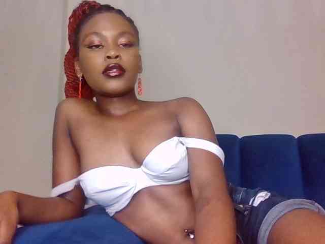 LillyGoddess webcam