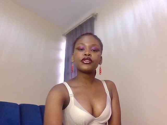 LillyGoddess webcam