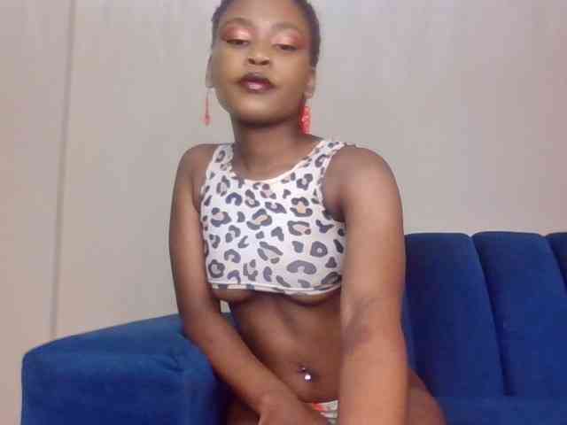 LillyGoddess webcam