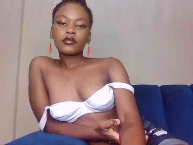 LillyGoddess webcam
