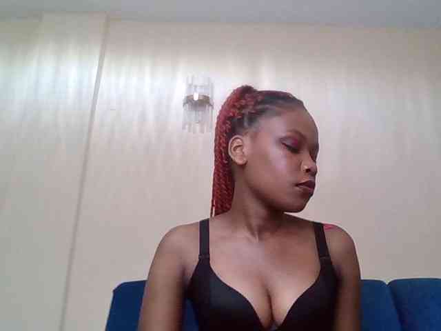 LillyGoddess webcam