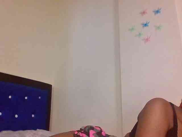 LillyGoddess webcam