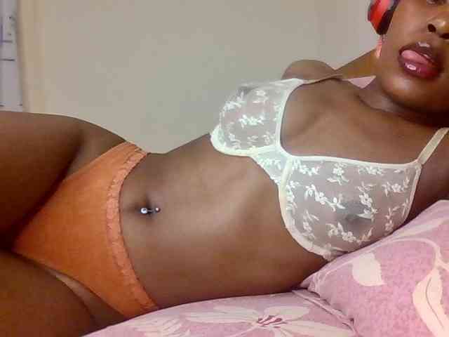 LillyGoddess webcam