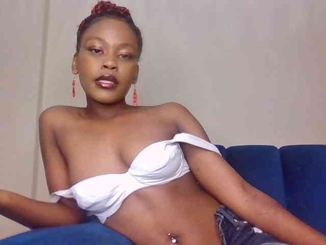 LillyGoddess webcam