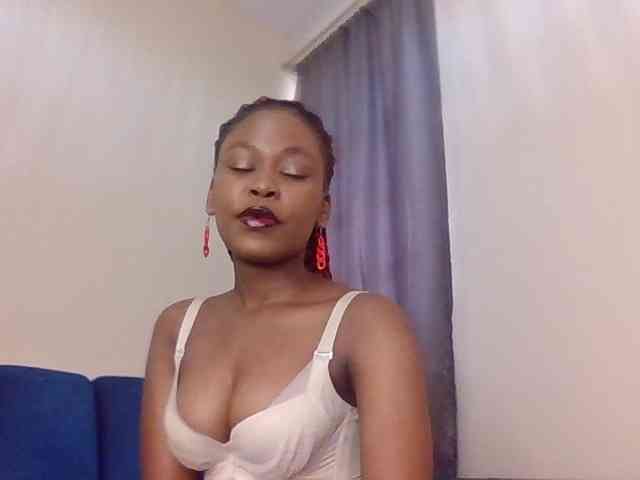 LillyGoddess webcam