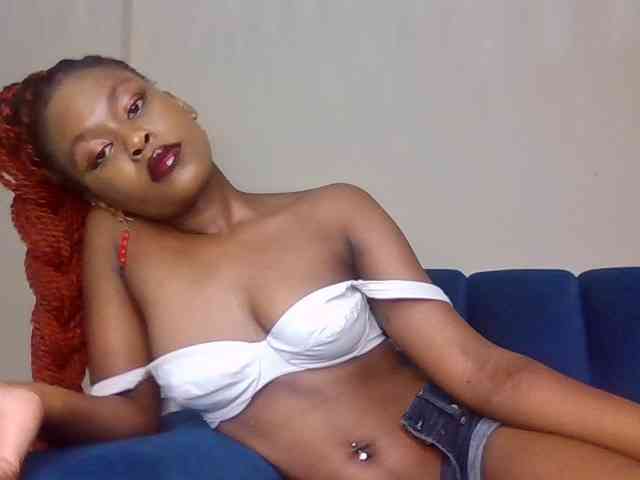 LillyGoddess webcam